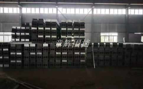 簡易圍擋的柱子和連接件需要特別注意什么問題？