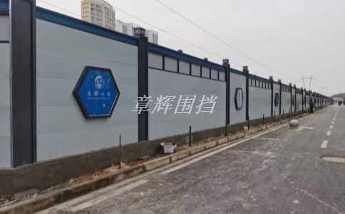 簡易圍擋的隱私保護與通風(fēng)透光性之間如何權(quán)衡？（簡易圍擋通風(fēng)透光性與隱私保護的平衡策略）