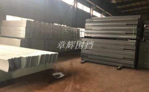 如何利用簡易圍擋來提高農(nóng)業(yè)和畜牧業(yè)生產(chǎn)效率？（簡易圍擋在農(nóng)業(yè)和畜牧業(yè)中的實際應用技巧）