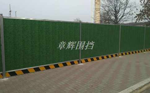 簡易圍擋在干旱或多雨區(qū)域中的使用條件有哪些限制？（干旱和多雨區(qū)域中簡易圍擋的選型要求）